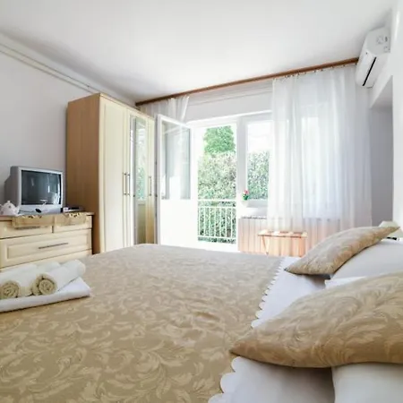 Apartment Cozy Near Baska (Krk)